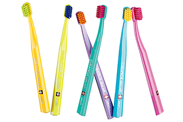 歯ブラシ(CURAPROX)